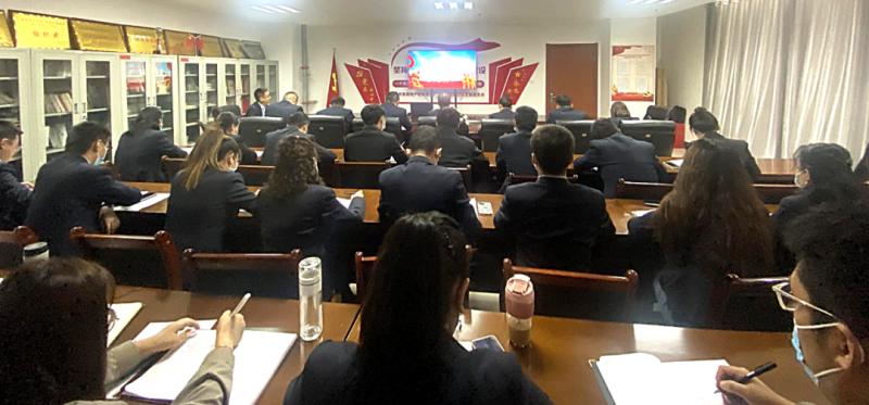 朝物开投公司党支部组织全员寓目党的二十大开