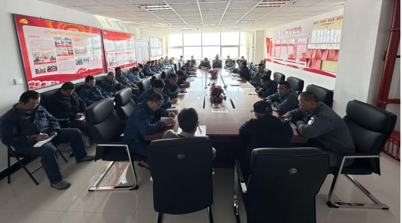 分享履历收获效果 相同交流提升能力 ——8040WWW威尼斯工投公司工会组织召开下层班组长交流座谈会