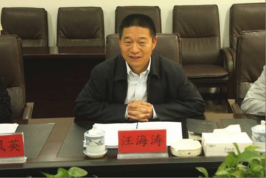 省“执法进企业”运动向导小组办公室审核调研组赴集团事情调研