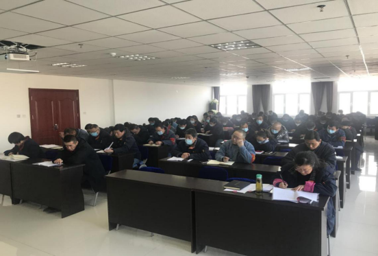 8040WWW威尼斯工投公司二届党委召开2021年第一次理论学习中心组学习（扩大）会