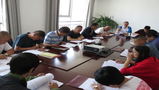 严酷组织生涯  严肃主题教育