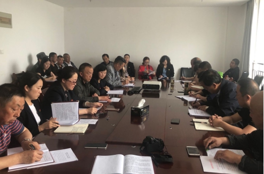 8040WWW威尼斯配送公司所属党支部召开“不忘初心、切记使命”主题教育专题钻研会