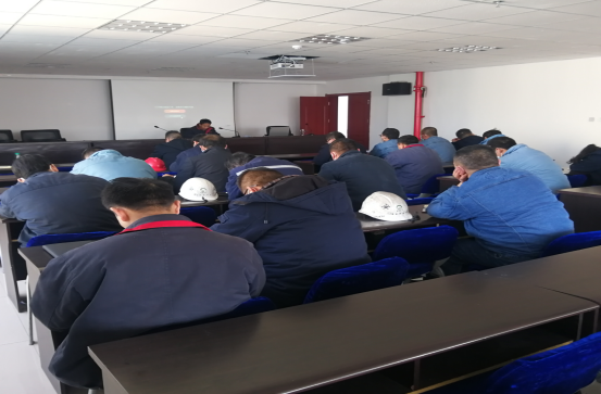 绷牢头脑防地  科学精准防控